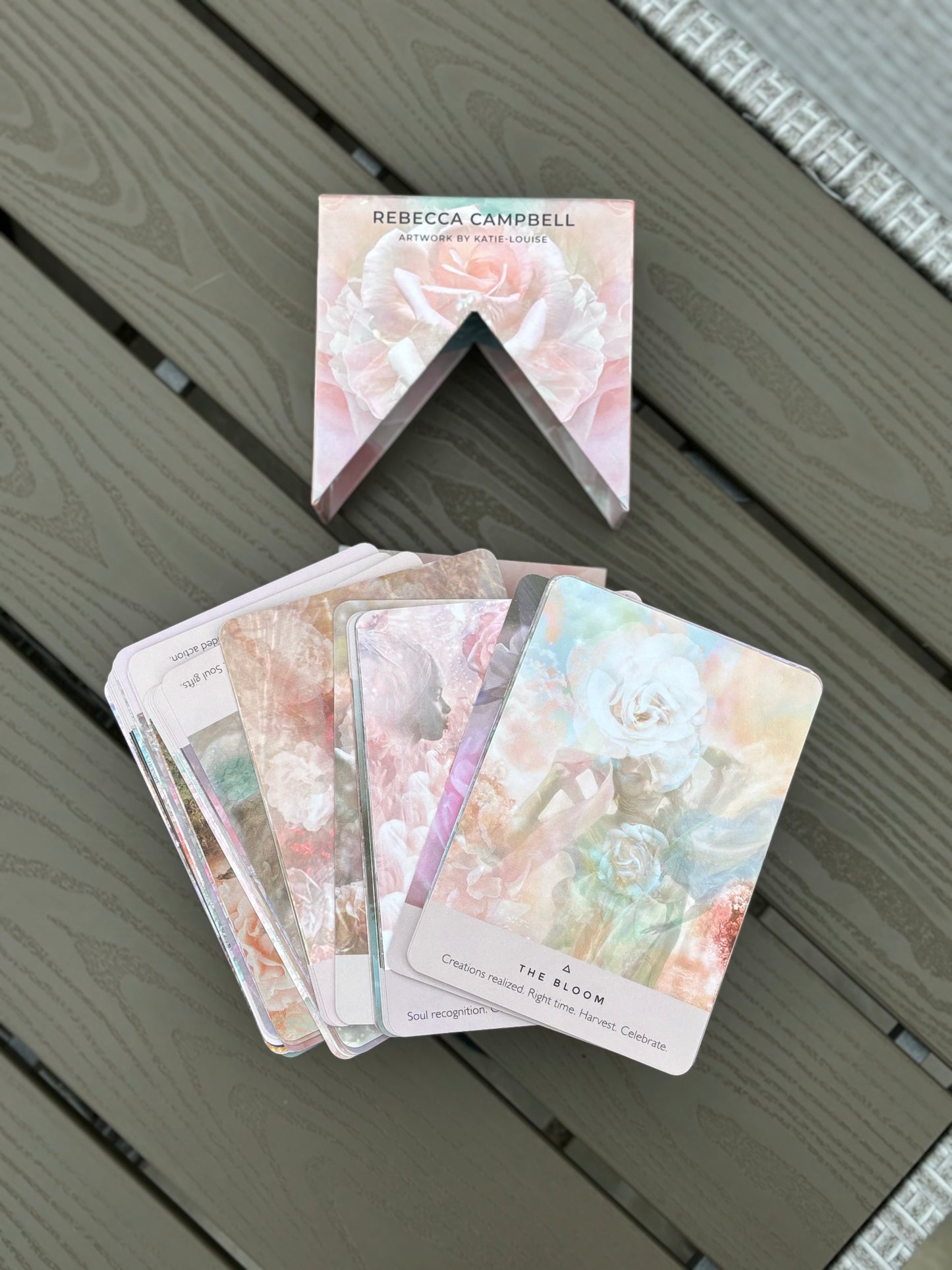 Private oracle 5 card reading to your inbox